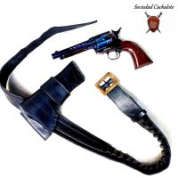 Revólver 44/40 con cartuchera de cuero